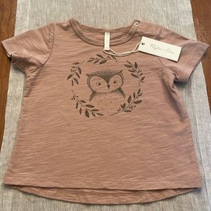 Sweet Owl, Rylee+ Cru short sleeved T. Light Rose colored. 6-12m gorgeous print.